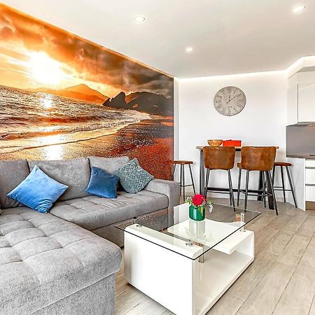 Ocean Garden Apartment With Seaview. Адехе Екстер'єр фото