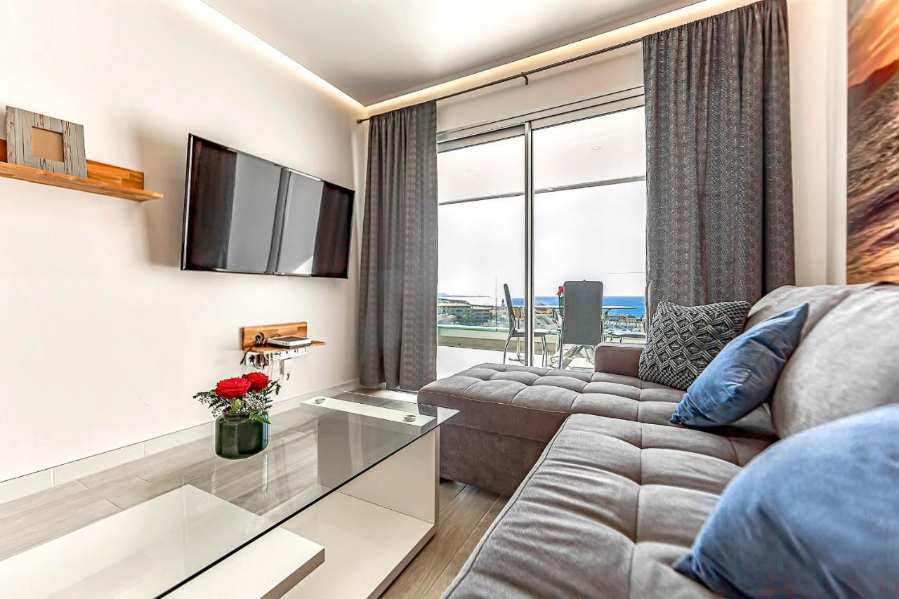 Ocean Garden Apartment With Seaview. Адехе Екстер'єр фото